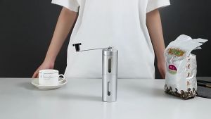 ARAFURA - Alat Penggiling Kopi Manual Coffee Grinder RH200