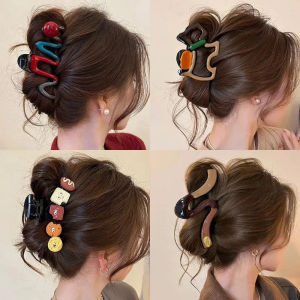 กิ๊บติดผมลายสัตว์น่ารักสีบล็อกสำหรับผู้หญิง ทรงครึ่งหัว ทรงปลาฉลาม ตกแต่งผม ทรงสี่เหลี่ยม ดีไซน์ดั้งเดิม ไม่ต้องมีชื่อแบรนด์