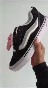 TERLARIS! Sepatu GEMUK VNS KnuSkool - BLACK WHITE - SOL HITAM - SOL PUTIH - FULL HITAM | Sepatu Gemuk Sneakers Pria Wanita