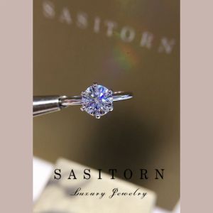 Sasitorn Jewelry เพชรชู ​1.25​ กะรัต ใส่พชรเกรดดีที่สุด เงินแท้ชูบทองคำขาว ST092