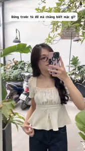Áo Thun Nữ Woman Basic Cộc Tay Cổ Vuông Che Khuyết Điểm Áo Phông Nữ Dáng Suông Chất Vải Co Giãn Thoáng Mát Trẻ Trung Năng Động Phù Hợp Đi Làm Đi Chơi AT15