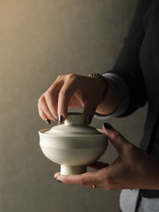 JOTO | Retro Japanese Style Ceramic Small Pot for Individual Use Soup Tureen