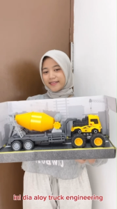 Pasar Distributor H2107-3 ALLOY TRUCK ENGINEERING VEHICLE Mainan Truk Molen Anak Edukasi Friction