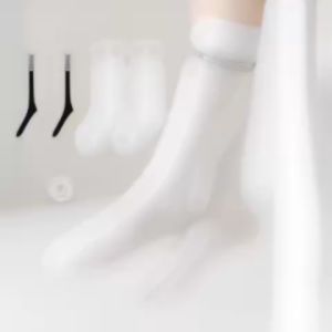 Tất vớ đùi dài sọc thu đông màu trắng đen bé gái cao ngang đầu gối phong cách hàn quốc 1 đến 6 tuổi BERNIE KIDS