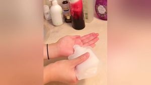 Botol Kosong Travel Lipat Boleh Isi Semula Untuk Sabun Syampu Losyen Krim Pencuci Muka 30ml 100ml 100ml Lotion Toiletries Travel Bottle Set Flip Cap Travel Packing Bag Travel Kit 旅行分装袋化妆品乳液沐浴露洗发水小样便携小洗面奶一次性分装瓶外出用品 H109