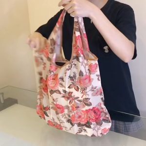 Eco-Friendly Foldable Shopping Bag – Durable & Stylish 环保可折叠购物袋 – 耐用时尚