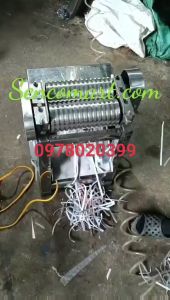 Máy cắt bánh tráng trộn   bì lợn làm da chiên giòn