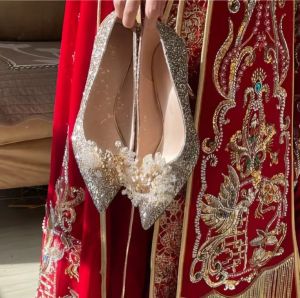 แชมเปญคริสตัลรองเท้าส้นสูงรองเท้าแต่งงานชี้นิ้วเท้าส้นบางสวมใส่สบายสองทาง < Ne2> รองเท้าประกาย < Ne1> รองเท้า