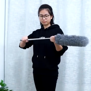 ไม้ปัดฝุ่น ไม้กวาดหยากไย่ ไม้ปัดฝุ่นไมโครไฟเบอร์ หัวไมโครไฟเบอร์ดัดโค้งงอได้ ชนิดปรับด้ามได้สูงสุด2.5เมตร  ยืดยาวทำความสะอาดที่สูงได้ เพดาน ผนัง โคมไฟ พัดลมเพดาน ใยแมงมุม ทำความสะอาดหลังตู้ที่สูง และ ที่แคบได้ง่ายขึ้น