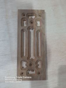 Kepingan ukiran Minimalis T untuk lubang angin ventilasi boven jalusi kayu jati Jepara UKURAN 10X25cm