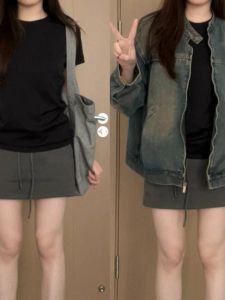 Áo Thun Cotton Đen Nữ Dáng Ôm Mùa Xuân Hè 2024 Áo Thun Tay Ngắn Cổ Tròn Màu Trơn Thường Ngày Cho Nữ