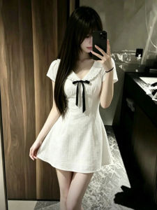 CHANGTONG | Stylish Waist-Shaping Skinny Mini Dress