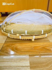 Mẹt tre căng màn mẹt có mùng che đậy tránh côn trùng dùng đựng thức ăn trái cây tiện lợi