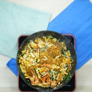 J-Lek (เจ๊เล็ก) น้ำพริกนรกกุ้ง ขนาด 40 กรัม แพ็ค 3 กระปุก - ราคา 450 บาท