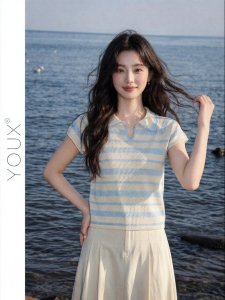 YOUXIANG | Áo Thun Ngắn Tay Ôm Body Hàn Quốc Có Sọc