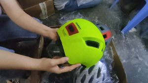 Mũ bảo hiểm xe máy nón bảo hiểm xe máy xe đạp nhập khẩu cao cấp LANOVA