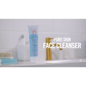 First Aid Beauty Face Cleanser 56.7g