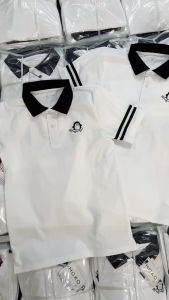 Áo thun polo nam nữ phối viền tay áo và thêu logo con vật