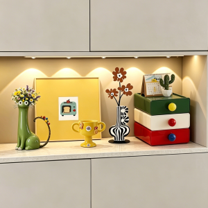 FANJIUSHI | Creative Modern Vintage Key Holder Decorative Accessory