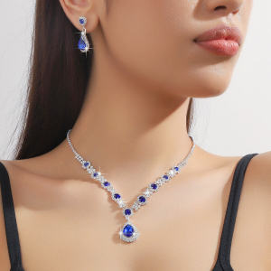 Blue Crystal Necklace & Earrings Set: A Stylish Choice for Your Special Occasions