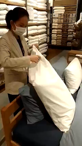 [26SS] MUJI Vỏ Gối Cotton Seersucker