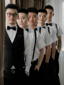 Summer Groomsmen Shirt Mens Short Sleeve Wedding Brothers Group Outfit Business Casual Gentleman Style Tailored Fit Shirt