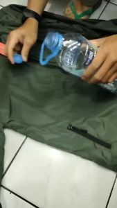 Jaket Outdoor Pria Wanita Parasut Gunung Waterproof Anti Air Anti Angin Running Sporty