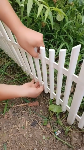 รั้วพลาสติก 10 ชิ้น ราคา รั้วตกแต่งสวน รั้ว PVC รั้วกั้นสนามหญ้า รั้วกลางแจ้ง รั้วพลาสติกสีขาว พลาสติกหัวกลม