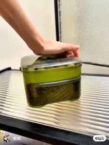 HaloDay เครื่องทำน้ำแข็งพร้อมฝาปิด 50ก้อน แม่พิมพ์ทำน้ำแข็ง ที่ทำน้ำแข็ง มีฝาปิด พร้อมถาด แถมฟรีที่ตักน้ำแข็ง