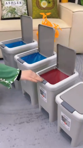 ซื้อ 1 ฟรี 1 ถังขยะพลาสติกทรงสี่เหลี่ยม มีฝาปิดและฝาเปิด ใช้งานง่าย ทนทาน ถังขยะพลาสติกเท้าและมือ ปรับขนาดได้ 4 ขนาด 8L/10L/15L/20L