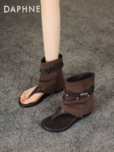 Daphne | Trendy Western Flared Roman Flat Toe Clip Sandals