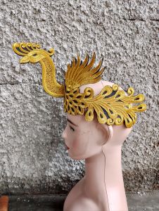 mahkota bordir burung merak