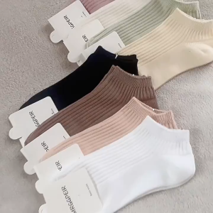 CEEKEY ถุงเท้าเด็ก ถุงเท้าสั้นสำหรับฤดูร้อน ถุงเท้าสตรีบางสำหรับฤดูใบไม้ผลิและฤดูร้อน ถุงเท้าผ้าฝ้ายสีทึบ ถุงเท้าสั้นแบบเข็มคู่