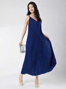 Elegant Simple V-Neck Sleeveless Midi Dress for Women Commute Appropriate Polyester A-Line Gown with Pleats Long Summer Dress