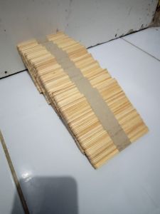 Tempat Tisu Terbuat dari Kayu Stik Es Krim