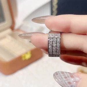Huitan Elegant Bridal Wedding Rings with Shiny CZ Stone Simple and Versatile Design Women Fashion Rings Party Jewelry Wholesale