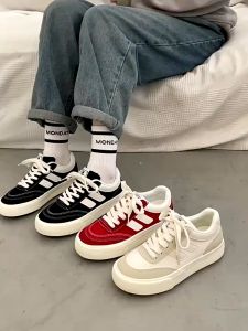 LEANNEL รองเท้าผ้าใบ ผญ รองเท้าผ้าใบนักเรียนหญิงขั้นพื้นฐานทำจากผ้าใบและหนังกลับสีเทาอย่างดี สามสี ง่ายต่อการมิกซ์แอนด์แมตช์