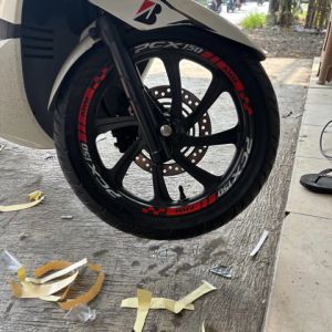 Stiker Lis Velg Motor Honda PCX 150 Variasi Terbaru Cutting Sticker