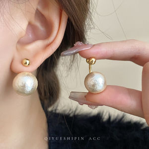 Elegant Pearl Stud Earrings: Unique Design Jewelry for Women