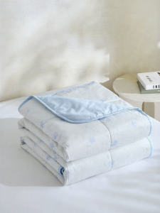 Lightweight Cotton Summer Quilt