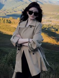 Unique Luxury Khaki Color Womens Coat Autumn Winter Fashionable Commute Style Button Detail Loose Fit Long Sleeve round Neck