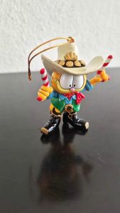 Resin cowboy Garfield hanging decoration