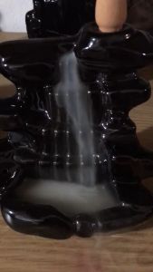 Thác Khói Trầm Hương Thác Trầm Khói Ngược Cao Cấp tặng 5 nụ trầm hương