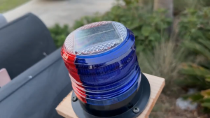Solar Flashing Warning Lights Blinker Waterproof Red and Blue Flash Light With Traffic Safety Strobe Signal Light Device