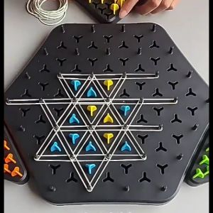 หมากรุกโซ่ หมากรุกสามเหลี่ยมยางรัด เกมบนโต๊ะ เกมพัฒนาสติปัญญาขนาดใหญ่ 27 ซม.เกมบนโต๊ะ เกมพัฒนาสติปัญญา