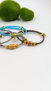 กำไลยันต์5แถว แคล้วคลาด เมตตามหานิยม โภคทรัพทย์ แบบเชือกรูด สีสดใส (ปรับขนาดได้)