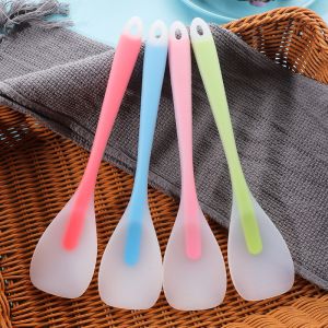 Multi-Purpose Silicone Kitchen Spatula-Flat Head Scraper & Mixer Protects Non-Stick Pans Easy Clean Kitchen Tool Cooking Utensil