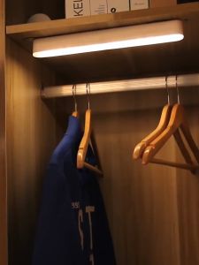 Vimite Motion Sensor Led Night Lights USB Rechargeable Wireless  Cabinet Light Sleeping Bedroom Lamp for Room Kitchen Wall Reading Dormitory Wardrobe Closet Study Table Lamp