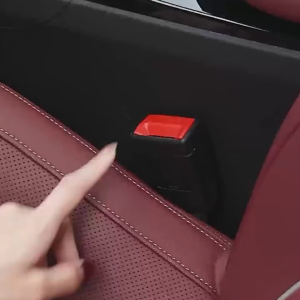 Pengaman Lock Safety Belt Mobil Depan Belakang Universal Sarung Kunci Sabuk Pengaman Mobil Bahan EVA Lembut Untuk Sebagian Besar Mobil