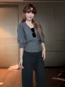 2025 New Grey V-Neck Belted Knit Sweater Womens Autumn Winter Inner Design Waist-Cinching Top Soft Polyester Blend Long Sleeve